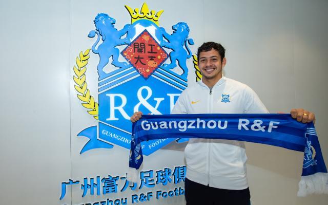 杏彩体育-吉列尔梅感叹中国防疫做得好 收到新年红包很惊喜